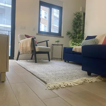 Boutique Style Town House بيت للعطل *